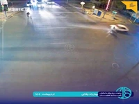 برخورد شدید موتورسیکلت با پراید در اصفهان