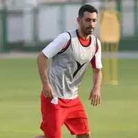 بازیکن سابق پرسپولیس با کاپیتانی آمد