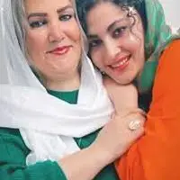 مریم مومن : مادرم از شدت فشار روانی میگفت میخواین بکشمش راحت شین