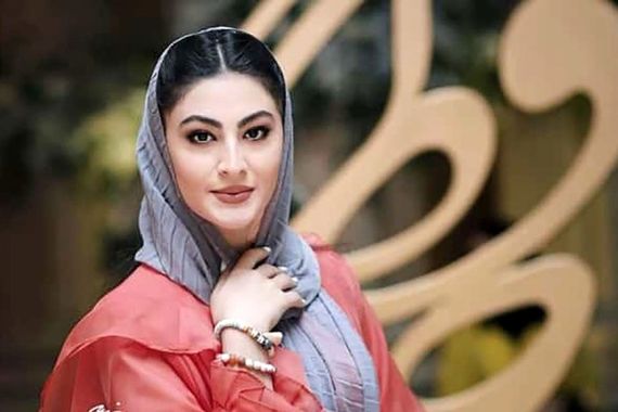 وقتی مریم مومن وسطِ گریه آرایشش رو چک میکنه
