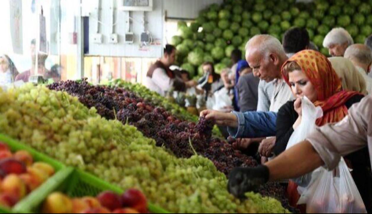 قیمت گذاری سلیقه ای عامل اصلی اختلاف قیمت میوه در مغازه ها