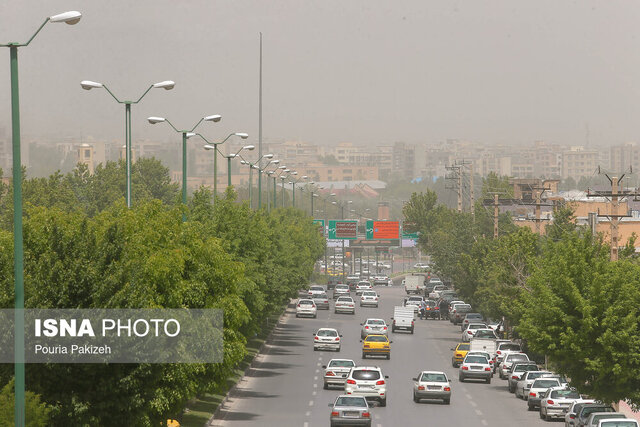 پدیده غبار رقیق در همدان؛ تداوم هوای گرم تا اواخر هفته جاری