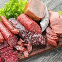 آسیب‌پذیری فرآورده‌های گوشتی در گرمای تابستان/نظارت‌ها تشدید می‌شود