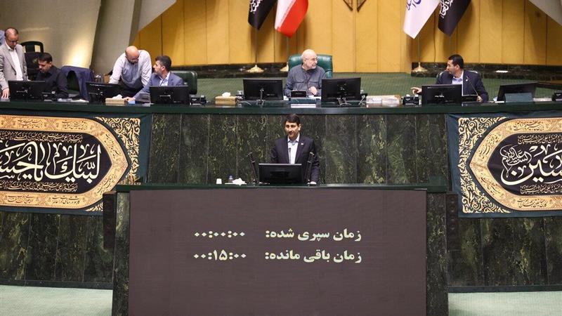 وزیر ارتباطات: دلیل آلودگی شبکه، استفاده از فیلترشکن است / ایجاد محدودیت و کاهش کیفیت در شبکه های ارتباطی، زیست بوم ۱۰ میلیون ایرانی را به خطر انداخته