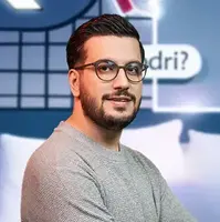 دوباره الیاس رو آوردن واسه ایستگاه کردن قیاسی!