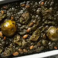 طرز تهیه قورمه‌سبزی تبریزی؛ متفاوت و خوشمزه