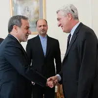 عکس/ دیدار و گفتگوی کمیساریای عالی سازمان ملل متحد در امور پناهندگان با عراقچی