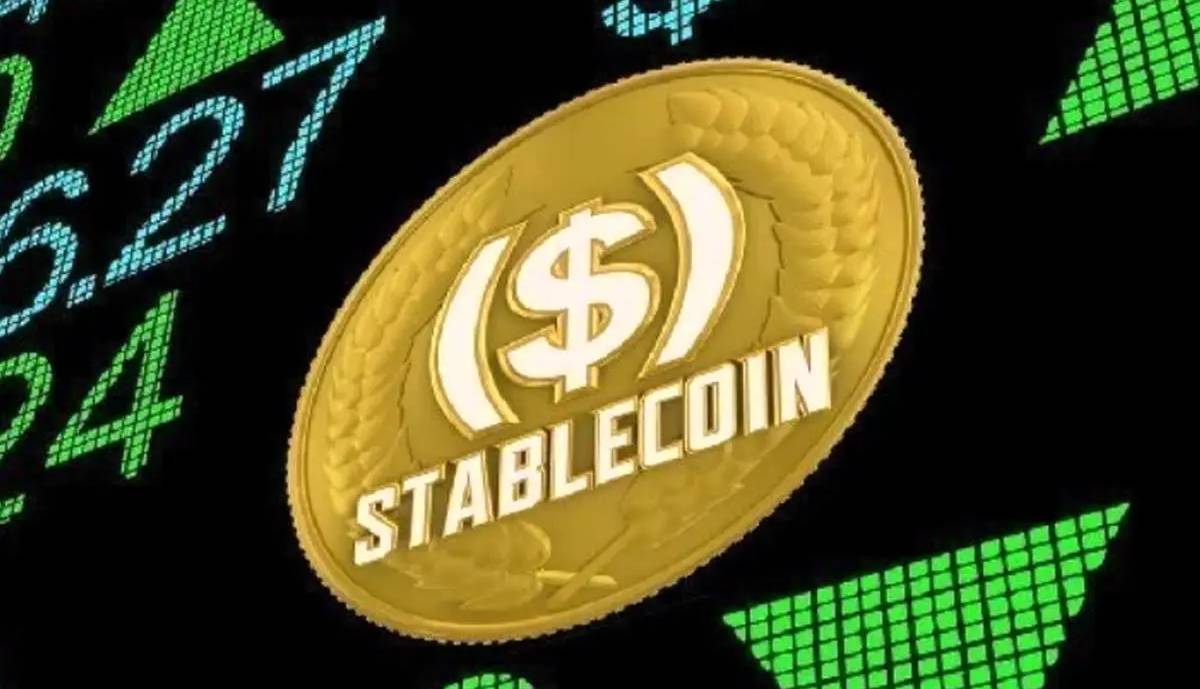 آیا دلار مصنوعی اتنا تاریخساز میشود؟