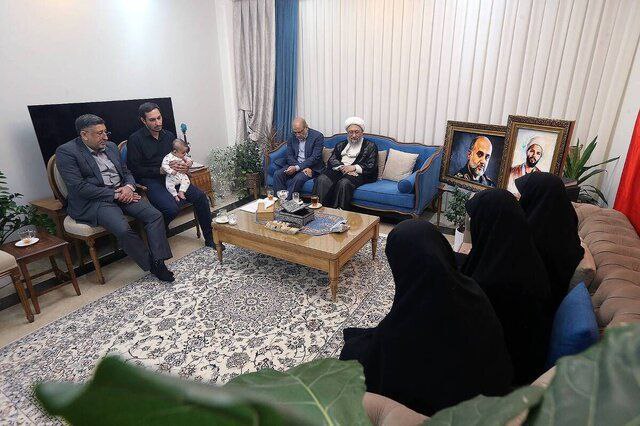  دیدار آملی لاریجانی با خانواده سرداران شهید، سلامی و رشید