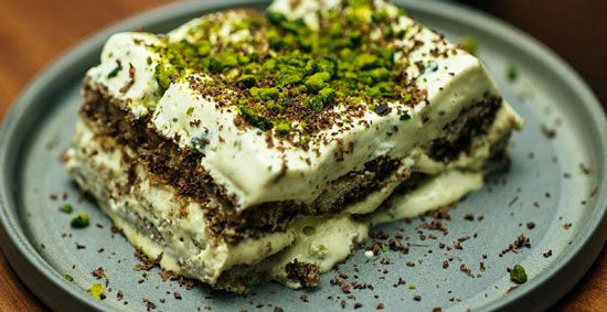 طرز تهیه تیرامیسو پسته خوشمزه 