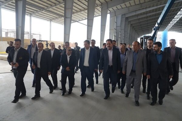 عکس/ بازدید وزیر صمت از ۶ واحد صنعتی آذربایجان غربی