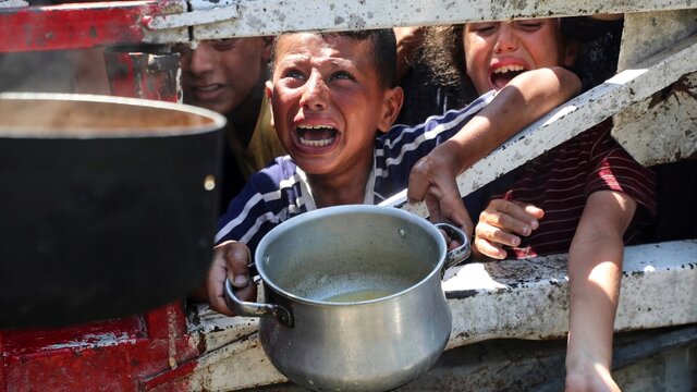 بحران گرسنگی در غزه؛ ۱۰ فلسطینی دیگر به شهادت رسیدند