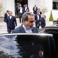 خبرنگار وال‌استریت‌ژورنال: احتمال زیادی دارد که ایران در اواخر مرداد نوعی از گفت‌و‌گو با آمریکا را از سر بگیرد