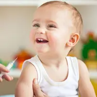 پدر و مادر؛ واکسیناسیون کودکان را جدی بگیرید