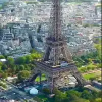 پاریس پایتخت و بزرگترین شهر فرانسه