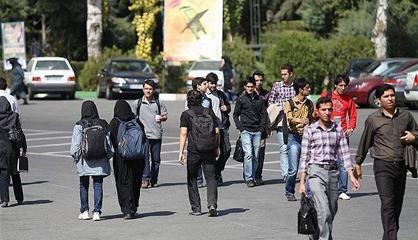 معاون وزیر کار: بیش از 40 درصد دانش آموختگان نمی‌توانند شغل مناسب پیدا کنند