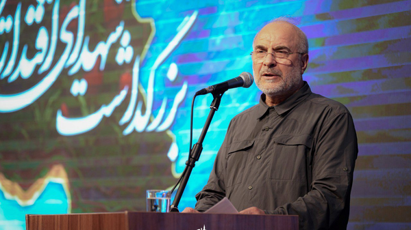 قالیباف: می خواهند جمهوری اسلامی نباشد که ایران را تجزیه کنند