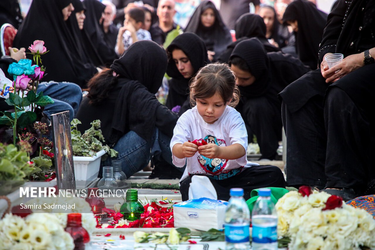 عکس/ چهلمین روز قطعه ۴۲