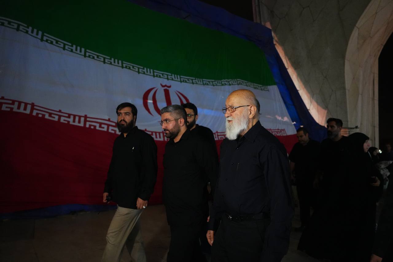 عکس/ حضور مهدی چمران در رویداد آیینی «محرم شهر» در میدان آزادی