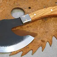 نحوه ساخت یک تبر کوچک با استفاده از تیغه اره قدیمی
