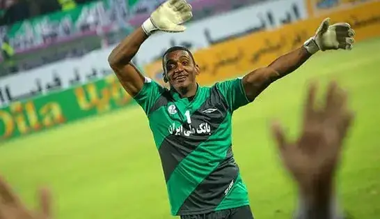 جام قهرمانی استقلال در اهواز به سرقت رفت!