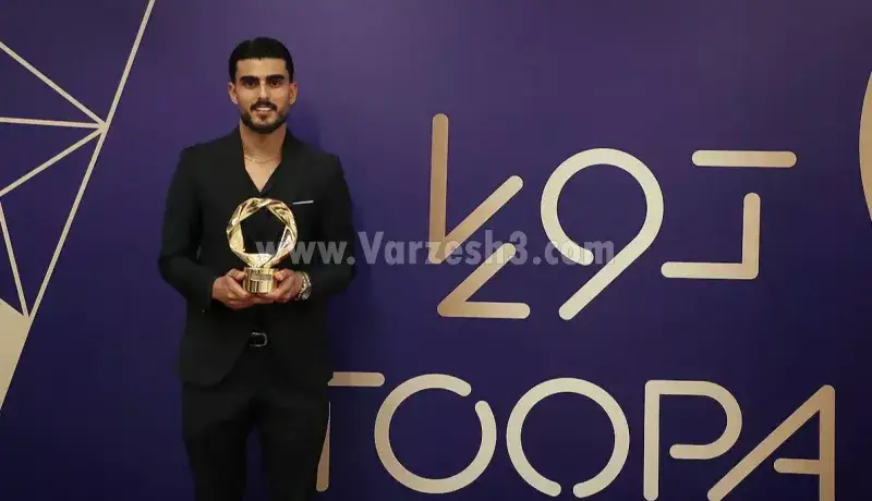 غندی‌پور منتظر ویزای اتریش