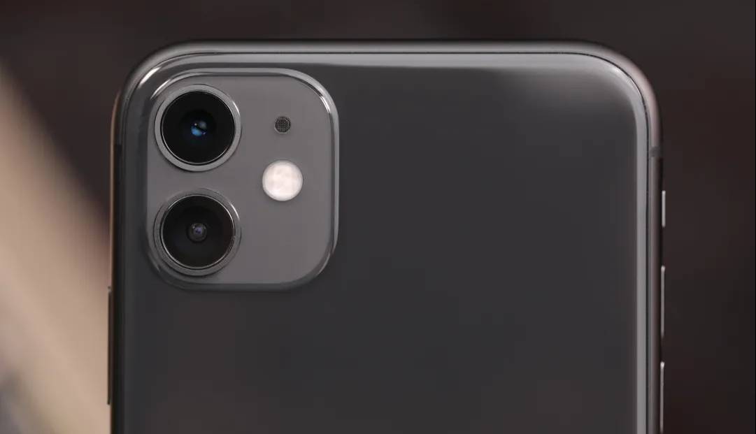 آیفون 11 با یک روز تأخیر آپدیت آزمایشی iOS 26 را دریافت کرد