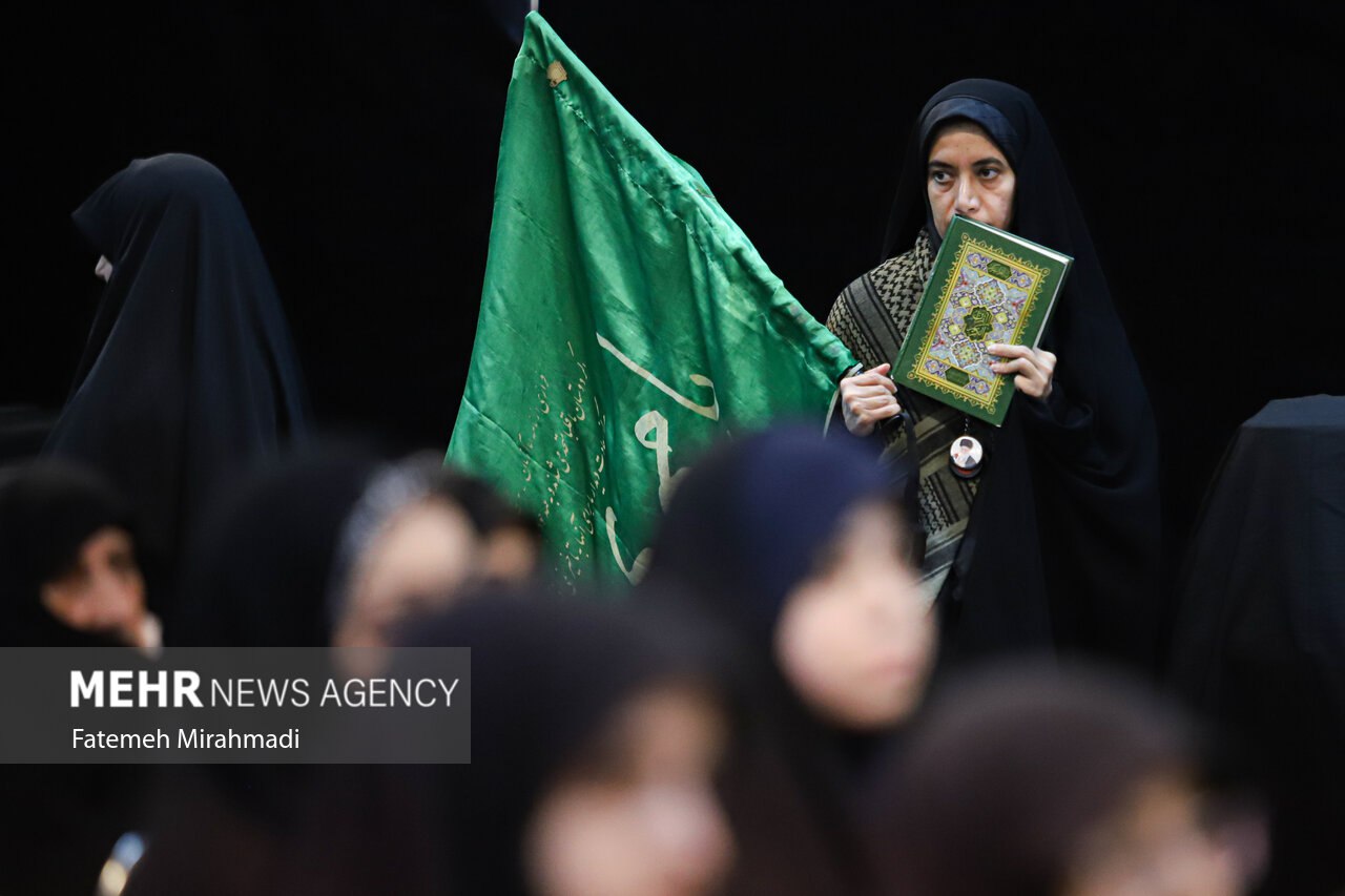عکس/ مراسم بزرگداشت اربعین مردان آسمانی