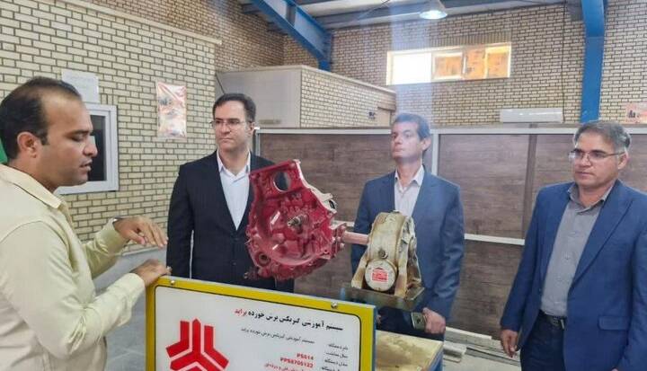 فنی و حرفهای در اشتغال جوانان تنگستان نقش مهمی دارد
