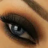 یک آرایش چشم جذاب و گیرا برای مجالس شما