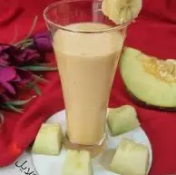 خوراک این روزای گرم این میلک شیک ملونه!