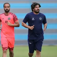 سرمربی‌ای که خداحافظی از فوتبال را باور نکرده!