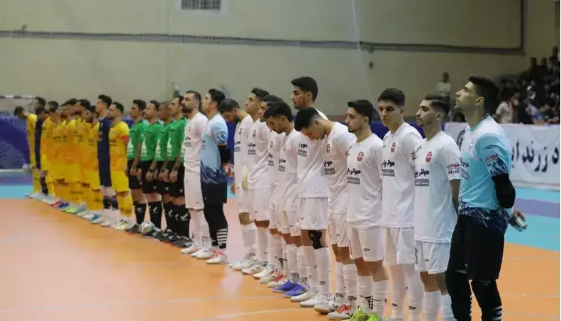 پیام مدیران اصفهانی به بازیکنان: فدایسرتان که باختید!