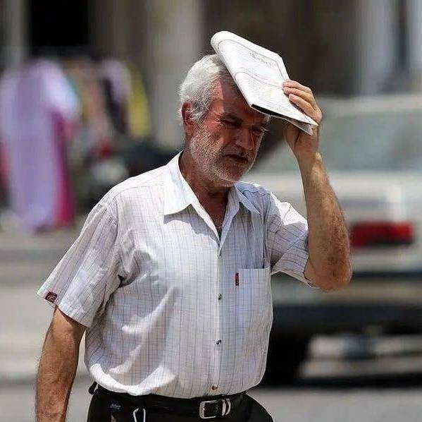 تداوم گرما و رگبار باران در انتظار تهران