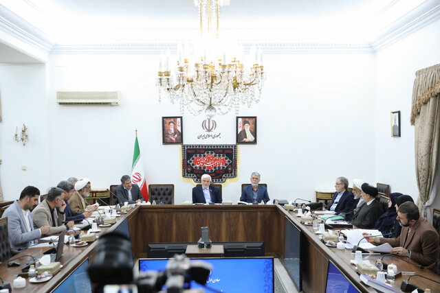 عارف: وحدت و همبستگی اسلامی راهبرد اصلی و مهم نظام جمهوری اسلامی ایران است