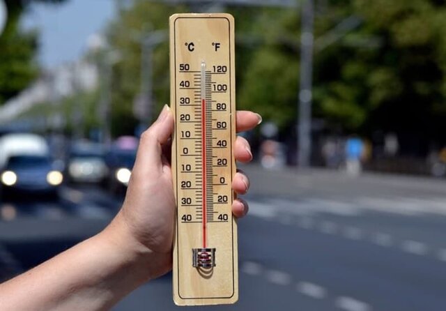 تداوم ماندگاری هوای نسبتاً گرم روزانه در همدان