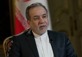 عراقچی: فرمانده کل قوا در طول جنگ در صحنه بودند
