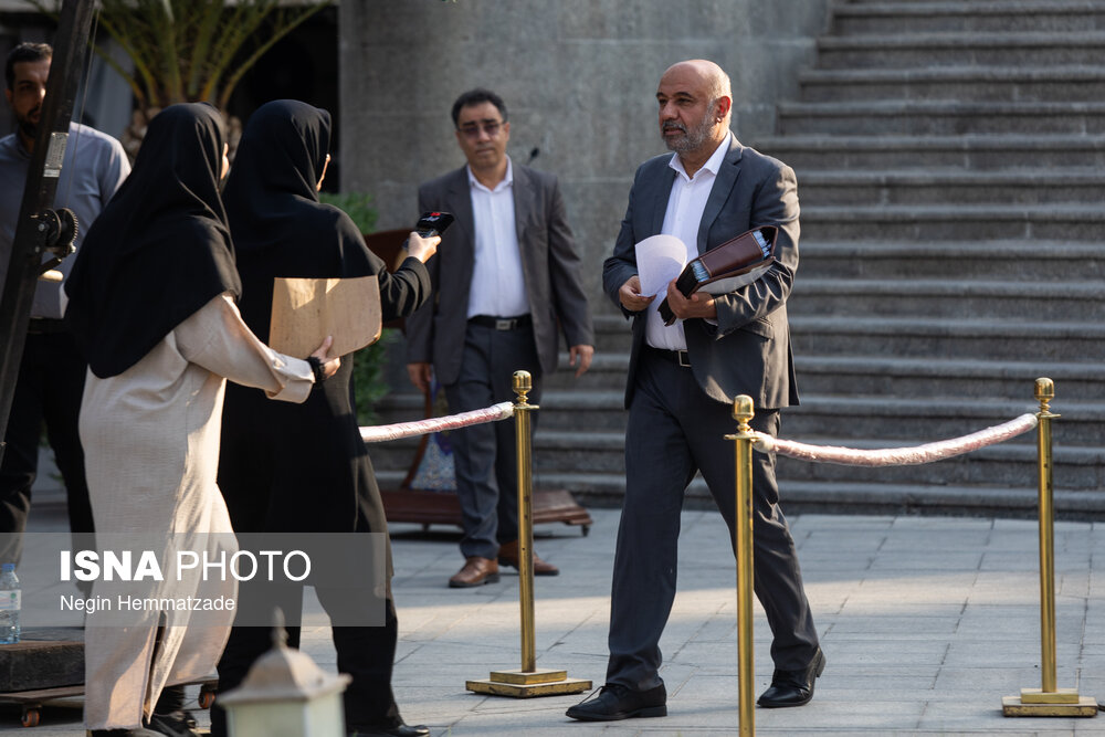 عکس/ جلسه پرسش و پاسخ اعضای هیات دولت با خبرنگاران