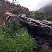 واژگونی اتوبوس در پاکستان با ۲۶ کشته و زخمی