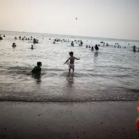 موج‌های خزر جان می‌گیرد؛ فوت پدر خانواده و یک نجات غریق