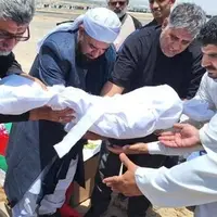 عکس/ پیکر بهشتی نوزاد ۷ ماهه بلوچ به خاک سپرده شد