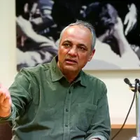 زیدآبادی: چشم آسمان به دلیل اینکه به امثال آقای کوشکی بدون صلاحیت لازم، پست‌های علمی و سیاسی داده شده، خشکیده