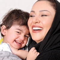 چهره ها/ قاب جدید و احساسی از زیبا بروفه و پسرش