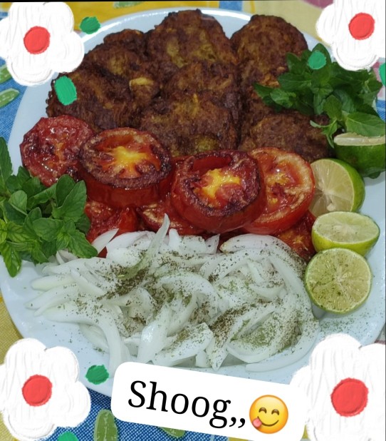 از شما/تایم ناهار،کباب شامی با گوجه سرخ شده،😋نوش نگاه پر مهرتون 🌿