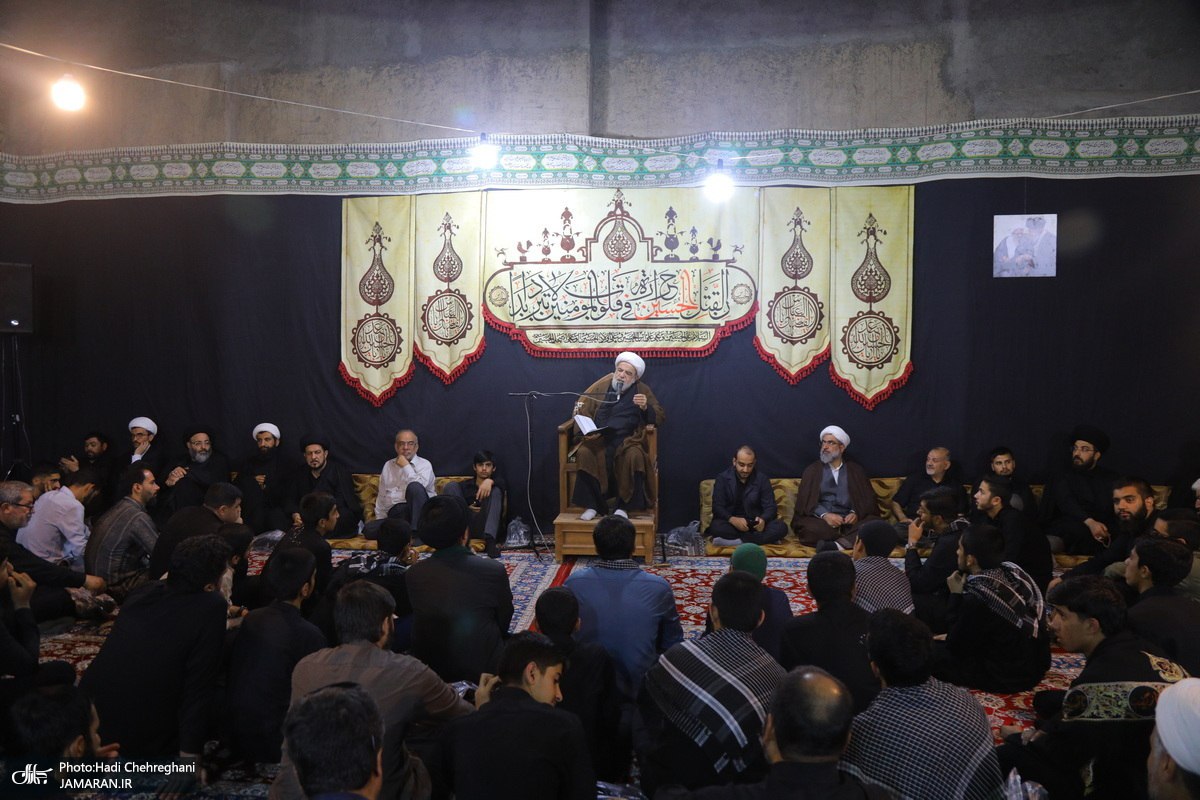  عزاداری دهه اول ماه صفر در بیت مرحوم آیت الله حاج نصرالله شاه آبادی‎ (ره)