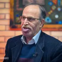 کامبیز نوروزی: پزشکیان می‌تواند با یک دستور فیلترینگ را بردارد