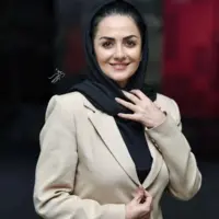 چهره ها/ تاب سواریِ بیتا سحرخیز در لوکیشنی بسیار تماشایی