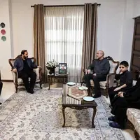 حضور قالیباف در منزل سرلشکر شهید غلامرضا محرابی