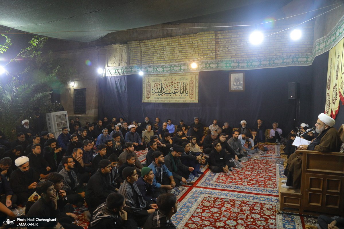  عزاداری دهه اول ماه صفر در بیت مرحوم آیت الله حاج نصرالله شاه آبادی‎ (ره)