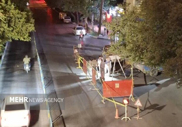 فروریزش خط فاضلاب خیابان بزرگمهر اصفهان؛ عملیات بازسازی انجام شد